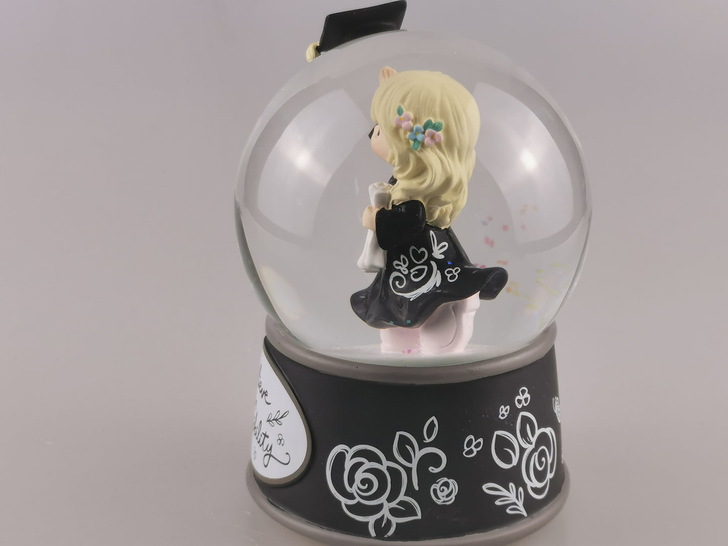 Customized Musical Water Globe, Graduation snow globe,Personalized Snow Globe,Snow Globe Glass, Snow Globe Baby,Kids,Born,Birthday,Christmas