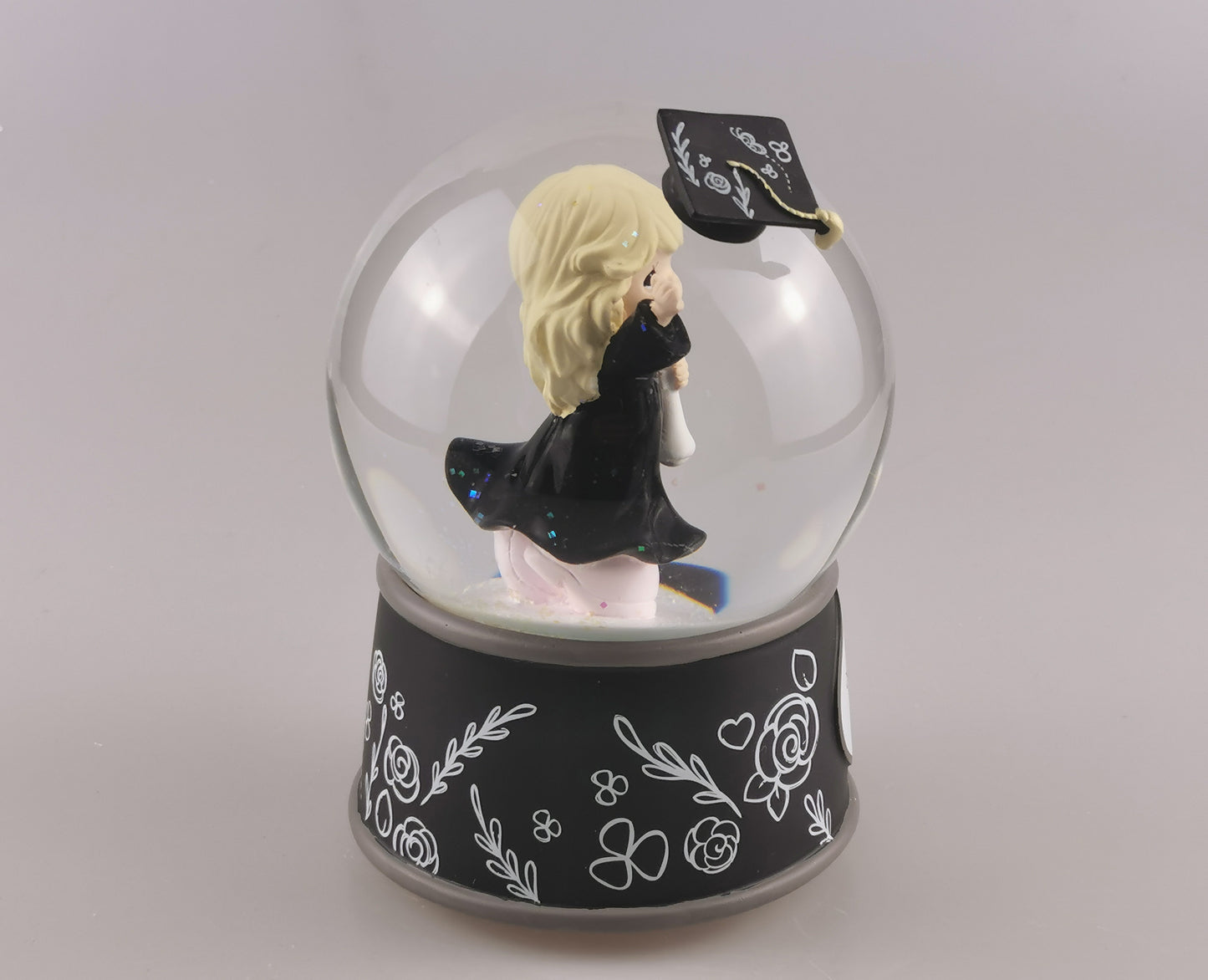 Customized Musical Water Globe, Graduation snow globe,Personalized Snow Globe,Snow Globe Glass, Snow Globe Baby,Kids,Born,Birthday,Christmas