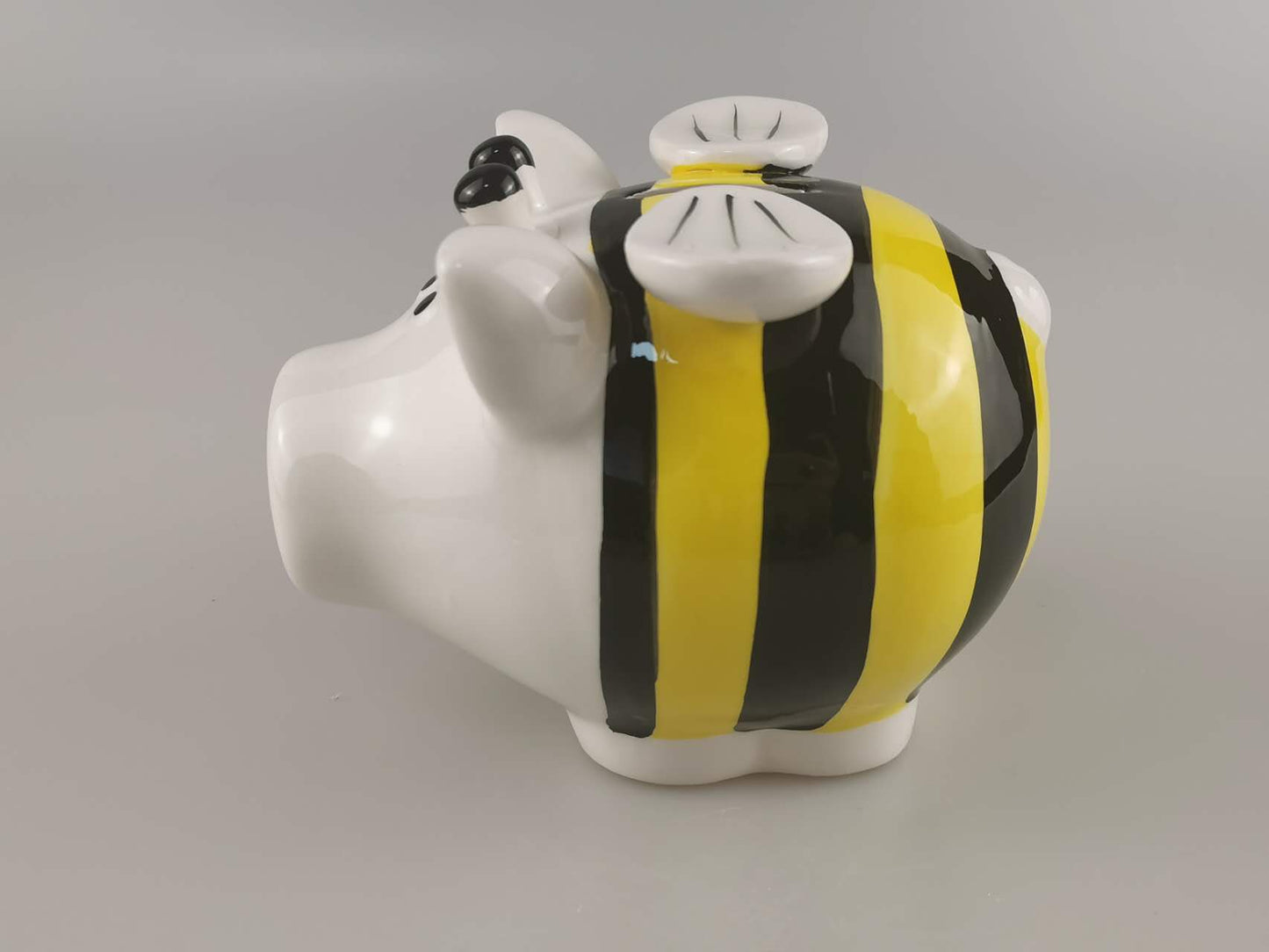 Customized Piggy bank, Engraved Fly pig bank, Personalized Piggy Bee Piggy bank, Coin bank, Money box, Gift for Christmas, Birthday, Daily GIft