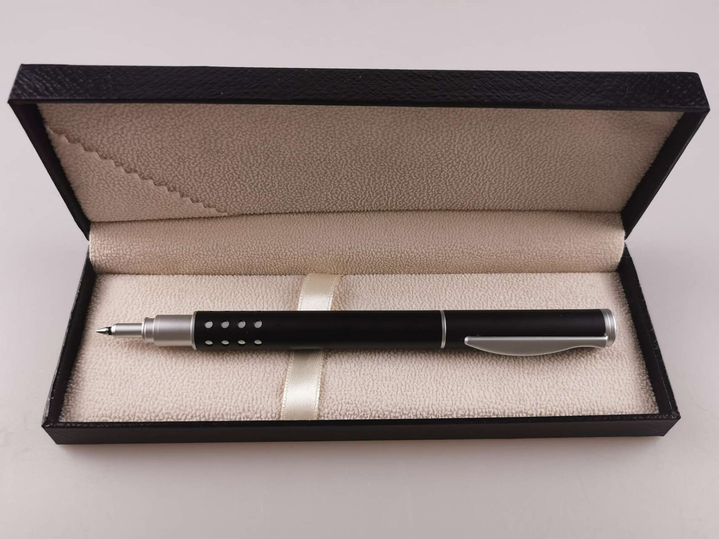 Personalized Pen, Engraved Ballpoint Pen, Customized Gift, Father Office Graduation Birthday Doctor Teacher Groomsman Boyfriend GIft for him