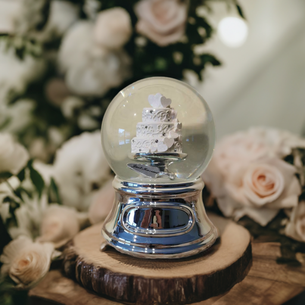 Personalized Communion Water Globe, Just Married Globe, Customized Snow globe,  Engraved Music Waterglobe, Free Engrave, GIft for Wedding