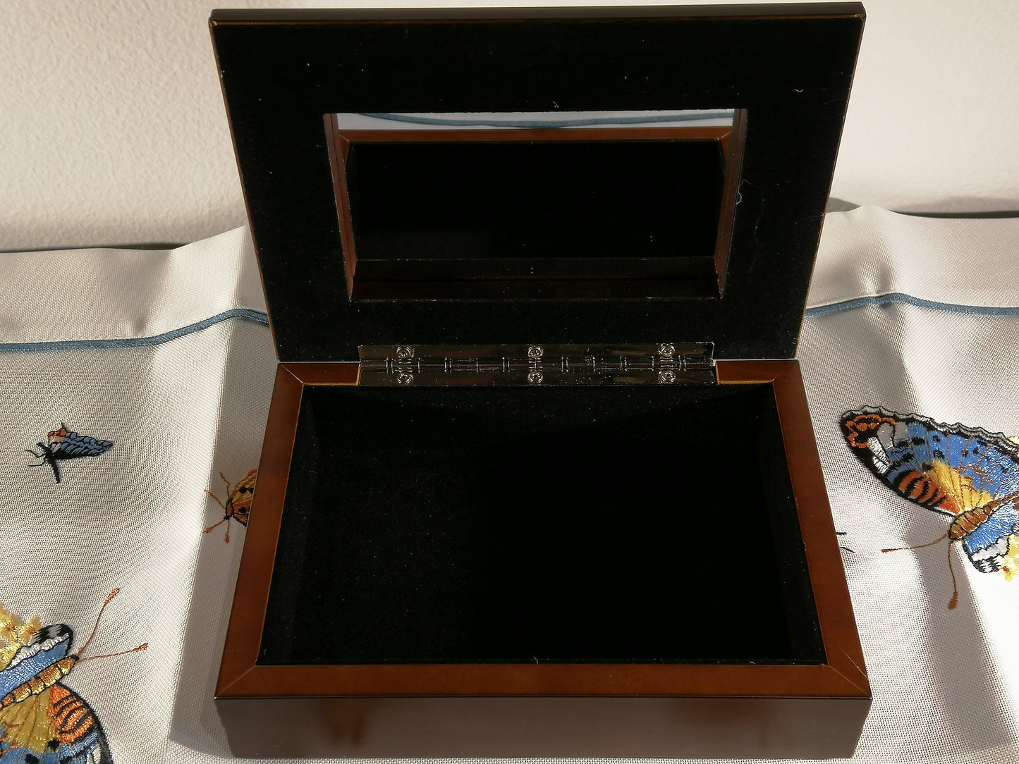 Customized engraved jewelry box, Silver jewelry box, dark brown jewelry box, heart jewelry box, mirror jewelry box, Gift for Mother, Girl