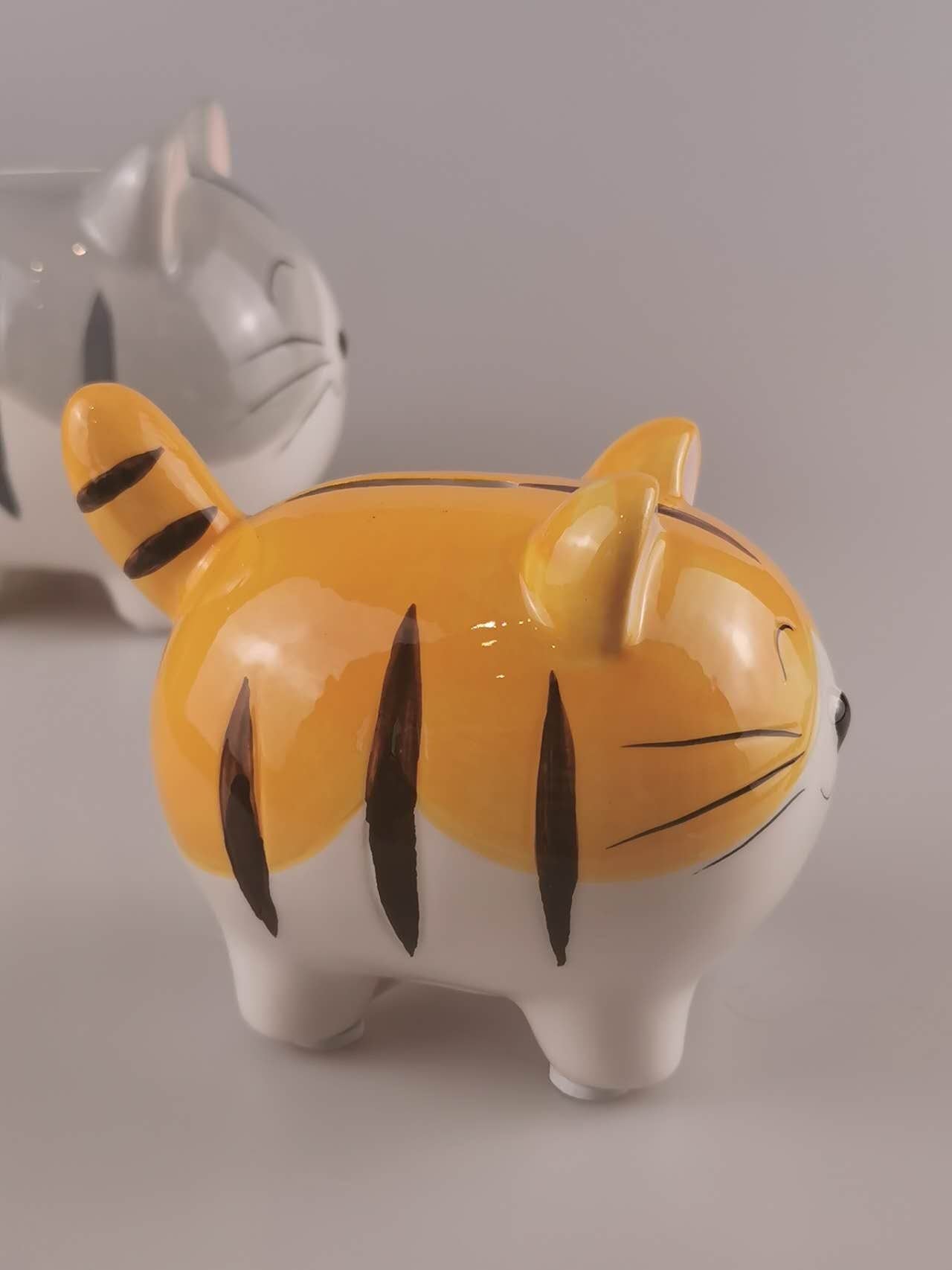 Custom yellow Kitty Piggy Bank, Engraved Kitty Money Bank, Personalized Animal Coin bank, Special Ceramic Piggy Bank, Christmas Birthday